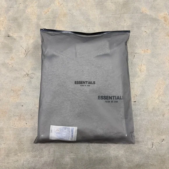 Fear of God Essentials SS22 'Dark Oatmeal' Hoodie Size L - Picture 7 of 7